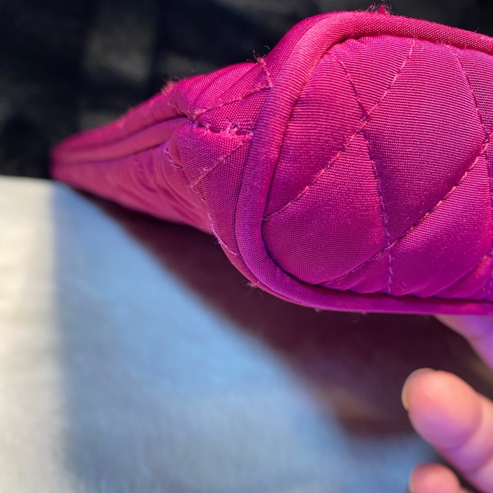 SOLD Vera Bradley Magenta Hipster Bag EUC - Picture 7 of 8